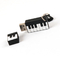 Flashgeheugen UDP of PCBA Custom USB Flash Drives met Open Mold Piano Shape