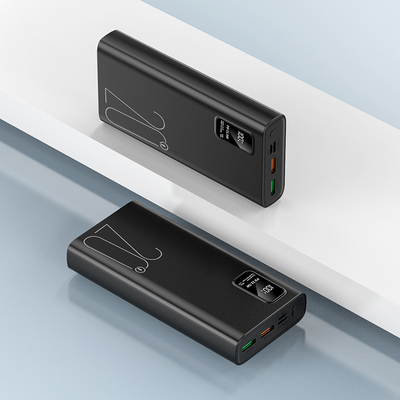 PC Draagbare Powerbank Batterij Wit of Zwart 5V Uitgang Voor Smartphone opladen