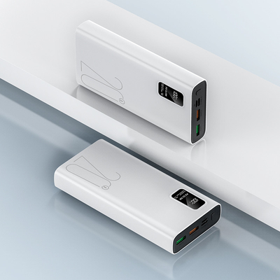 PC Draagbare Powerbank Batterij Wit of Zwart 5V Uitgang Voor Smartphone opladen