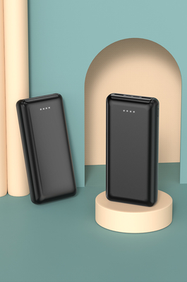 Draagbare powerbank met micro USB- en type C-invoerpoorten voor smartphones