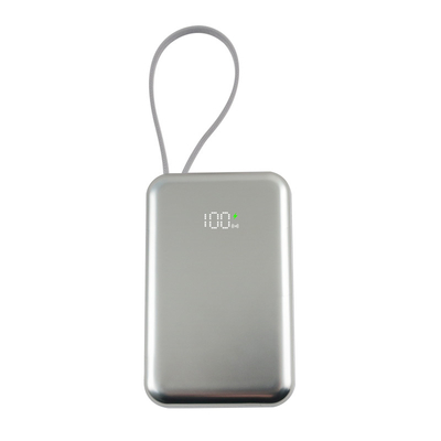 Draagbare powerbank met Li-polymer batterij / 18650 type batterij en 38.3 Gepasseerd