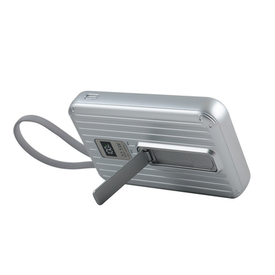 Witte draagbare powerbank met accessoire kabel handleiding en 38.3 Gepasseerd