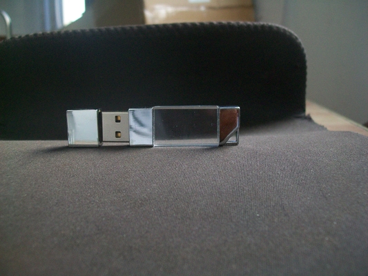Ｗith ring kristal usb 2.0 en usb 3.0 led licht kan glanzen