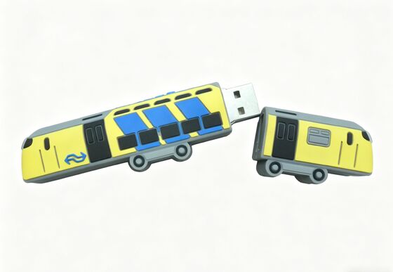 Trein in de vorm van cartoon personage pvc usb flash drive metro vorm usb flash drive