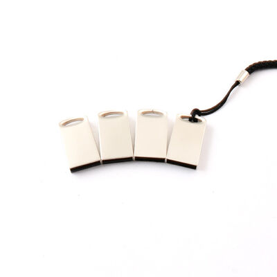 Metalen USB met sleutelhanger Metalen USB-flashstation Laserlogo Volg aangepast ontwerp