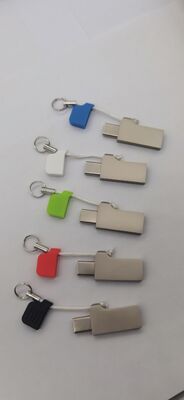Type c usb-flashdrive met usb A met metalen deksel met kleine ketting kan logo laseren en afdrukken hoge snelheid 3.2 usb en 3.1 usb