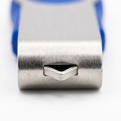 Volledig geheugen, geclassificeerd als een plastic USB-stick met led-indicator en geheugencapaciteiten 1G 2G 4G 8G 16G 32G 64G 128G 256GB 512GB