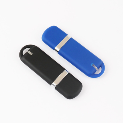 De Stok van CMYK Logo Fast Speed Plastic USB met/zonder Rubberolielichaam dat wordt gemaakt