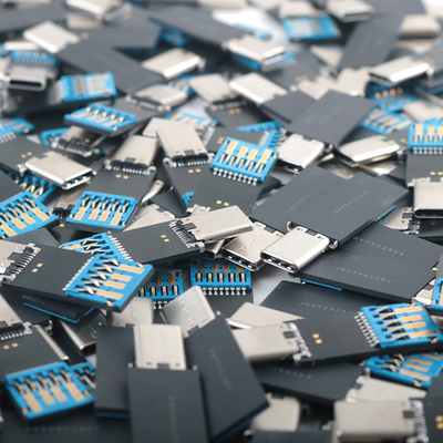 Grade A Full Memory Black USB Flash Chip met een overdrachtssnelheid tot 200 MB/s