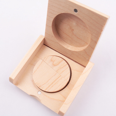 Usdn 15MB/S 32GB 64GB 128GB aangepaste houten flashdrives met esdoorndoos