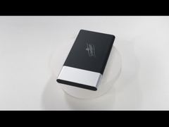 PC Goede kwaliteit Powerbank Draagbare batterij Wit of zwart 5V-uitgang voor opladen van een smartphone